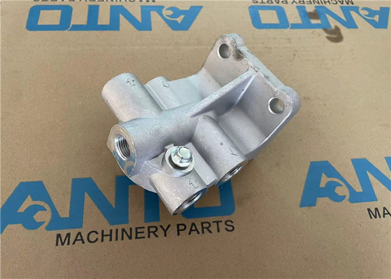 6745-71-7211 6745717211 フィルターヘッド エグババターの部品 KOMATSU D65EX D65PX